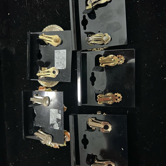 Yellow Floral and Gemstone Clip On Earrings Set - Picture 7 of 7